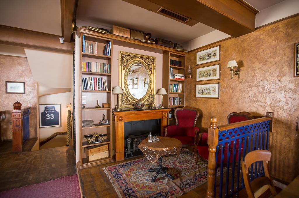 Heartland City B&B トゥズラ エクステリア 写真